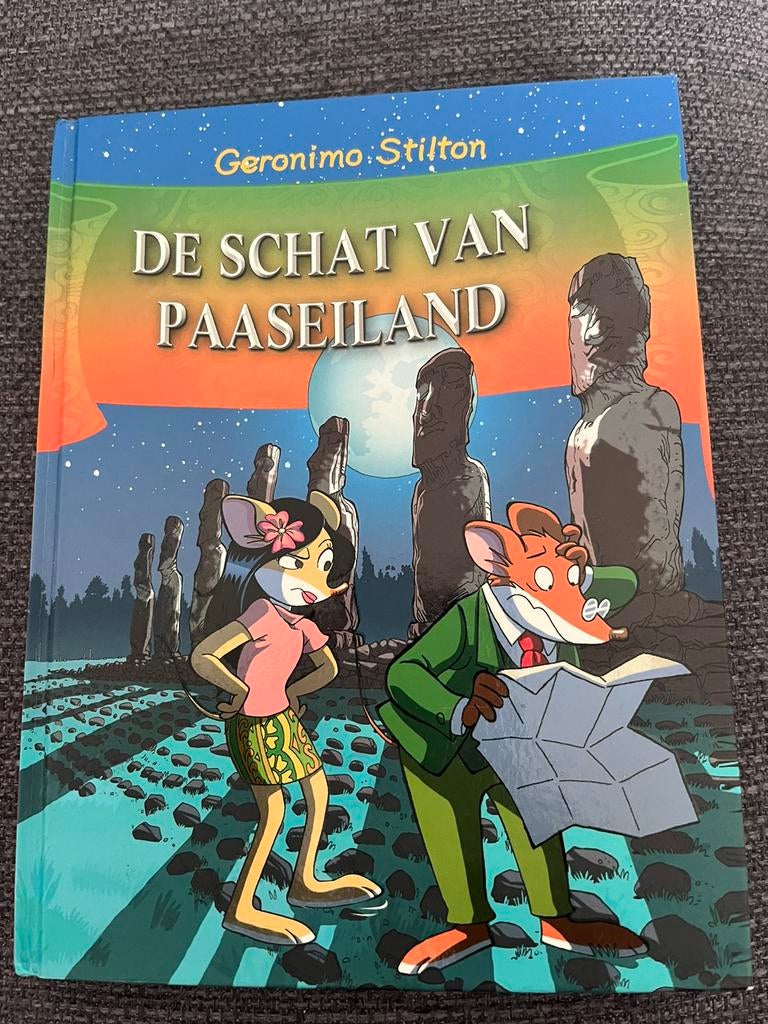 Boek Geronimo Stilton ‘De schat van Paaseiland’, Ophalen of Verzenden, Zo goed als nieuw