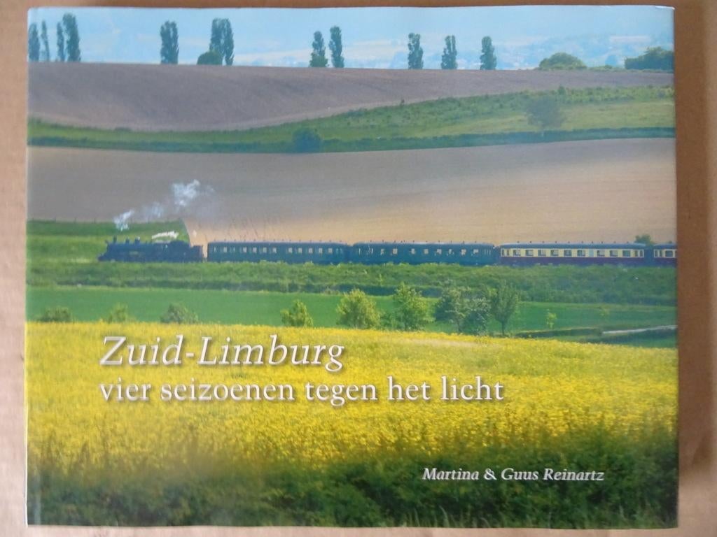 Martina & Guus Reinartz Zuid-Limburg vier seizoenen 4 talen, Ophalen of Verzenden, Zo goed als nieuw, Natuur algemeen, Martina & Guus Reinartz