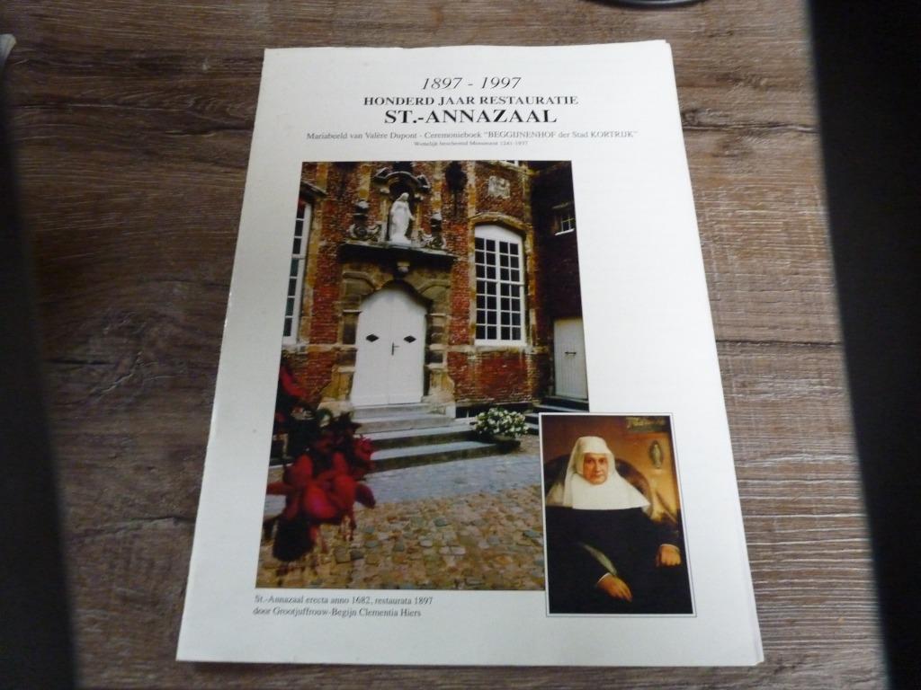 Folder st Annazaal Begijnhof Kortrijk 1997, Boeken, Ophalen of Verzenden, Gelezen