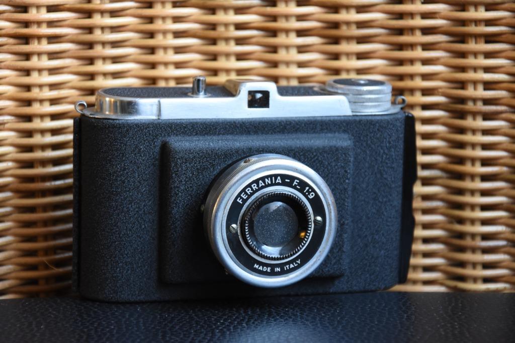 Ferrania Alfa - Italie (ca 1945), Enlèvement ou Envoi, Utilisé, Compact, Autres Marques