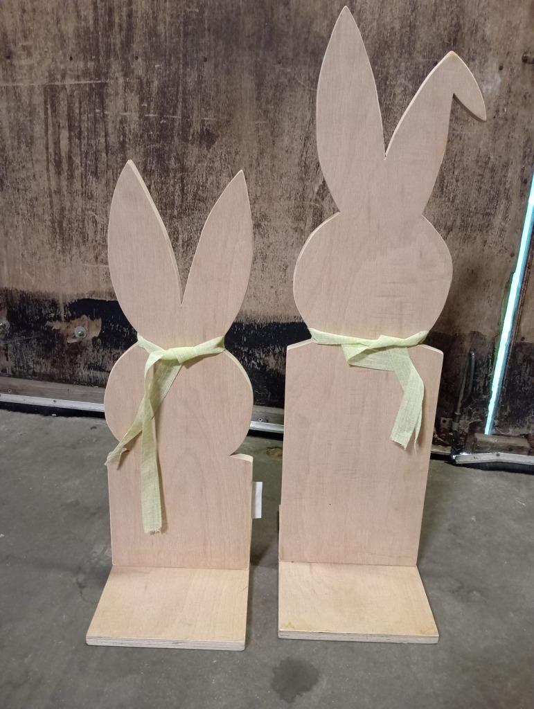2 houten konijnen, Ophalen, Zo goed als nieuw