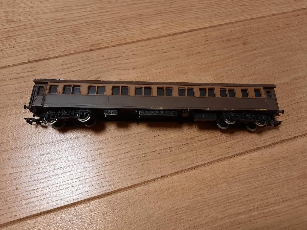Rivarossi 2510 - voiture 1ère classe FS, Enlèvement ou Envoi, Comme neuf, Wagon, Autres marques