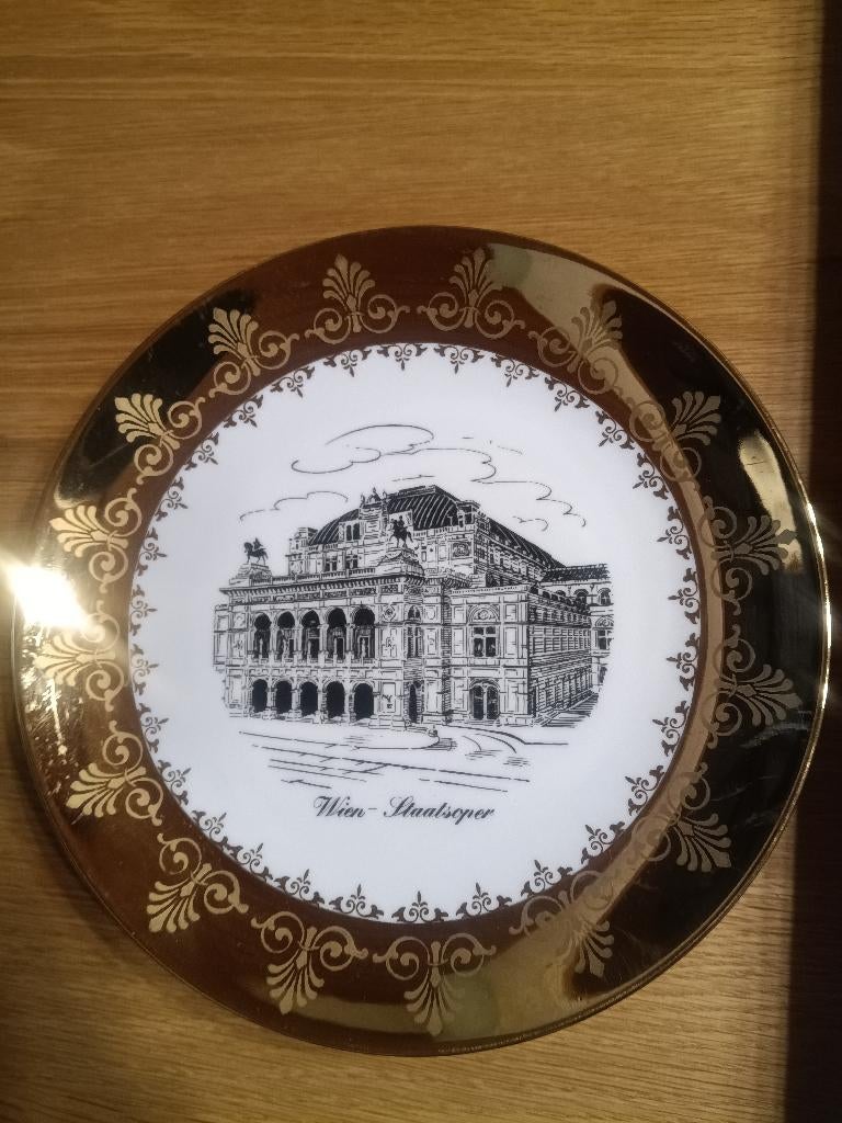 Decoratief bord HASSENPFLUG Wien Vienna Porselein, Ophalen