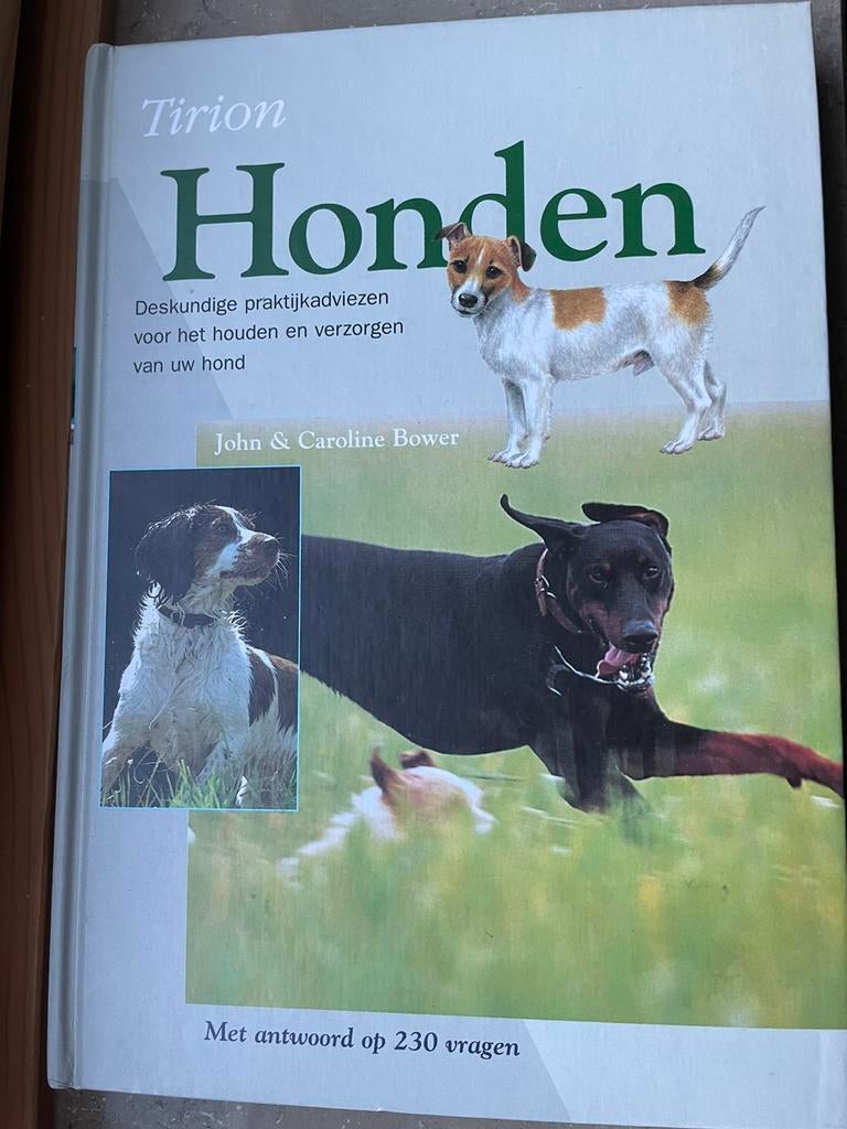 Boek “Honden”, Enlèvement, Comme neuf, Chiens