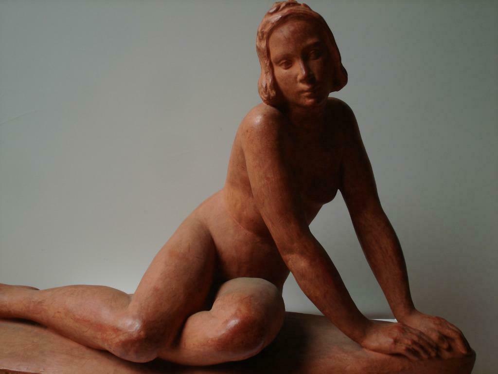Maurice DE KORTE terracotta art deco L zittend naakt 66 cm, Ophalen