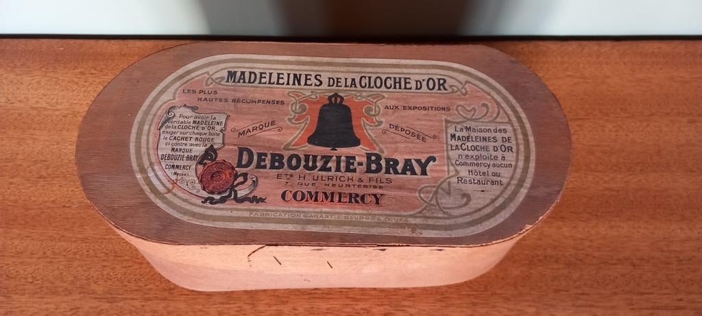 Oude handelsdoos van Madeleines de la Cloche d'Or, Verzamelen, Merken en Reclamevoorwerpen, Ophalen of Verzenden, Gebruikt