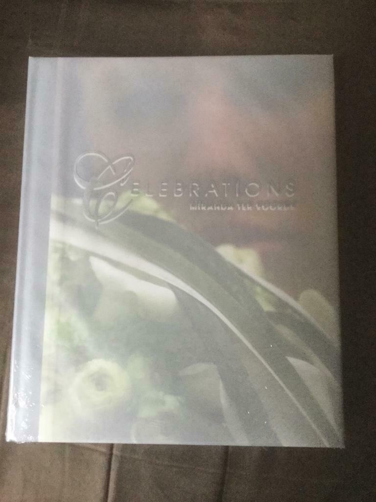 Nieuw Boek Celebrations Miranda Ter Voorde, Ophalen of Verzenden, Nieuw