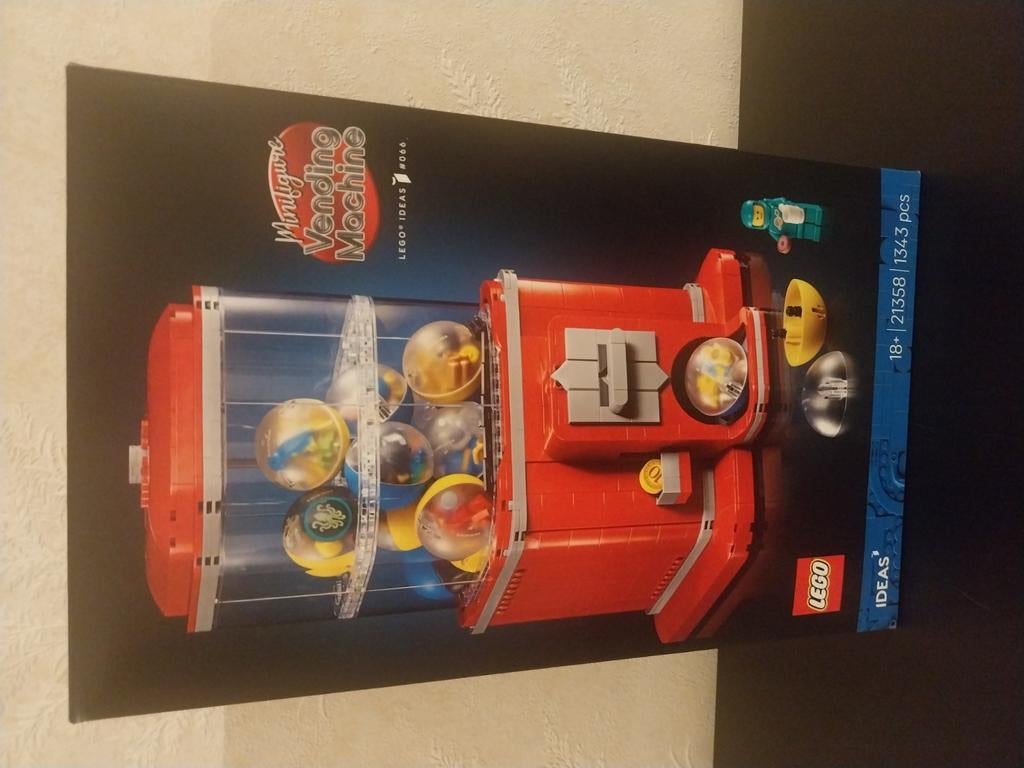 Distributeur de minifigurines, Enlèvement, Neuf, Plateforme, À partir de 18 ans