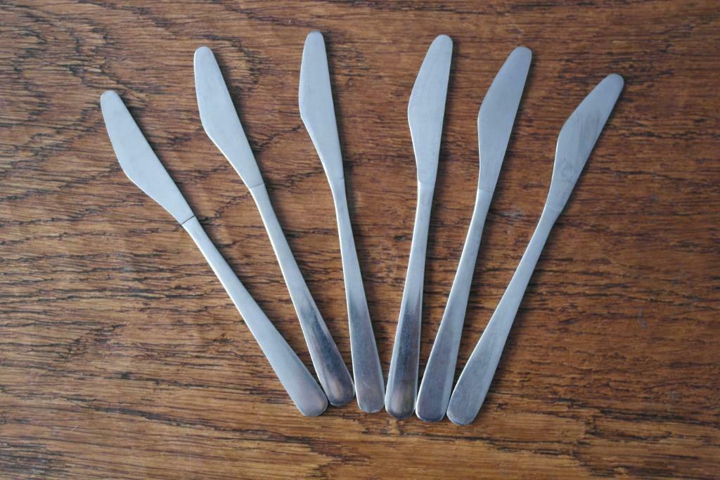 Lot de 6 petits couteaux British Airways inox, Enlèvement ou Envoi, Utilisé, Inox ou Chrome, Résiste au lave-vaisselle