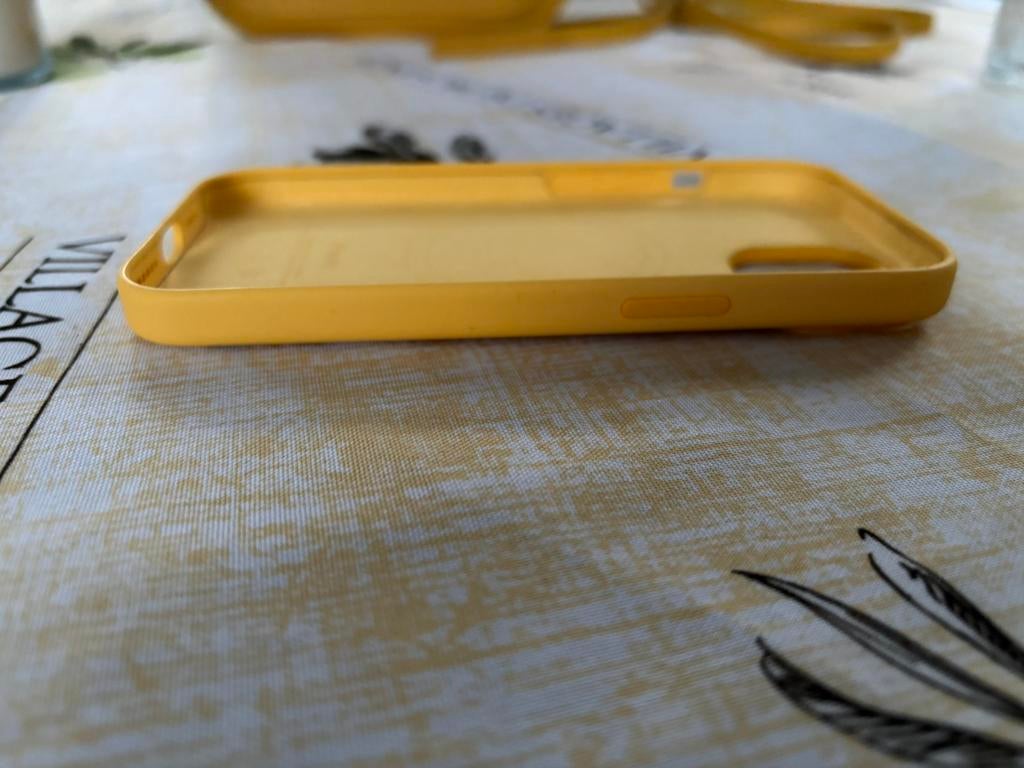 Apple hoesje iphone 15, Verzenden, Zo goed als nieuw