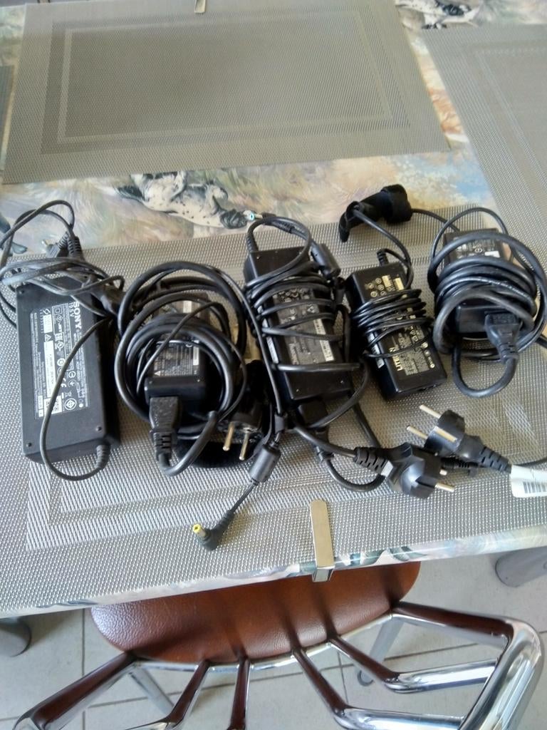 Laptop voedingen 19 volt, Ophalen