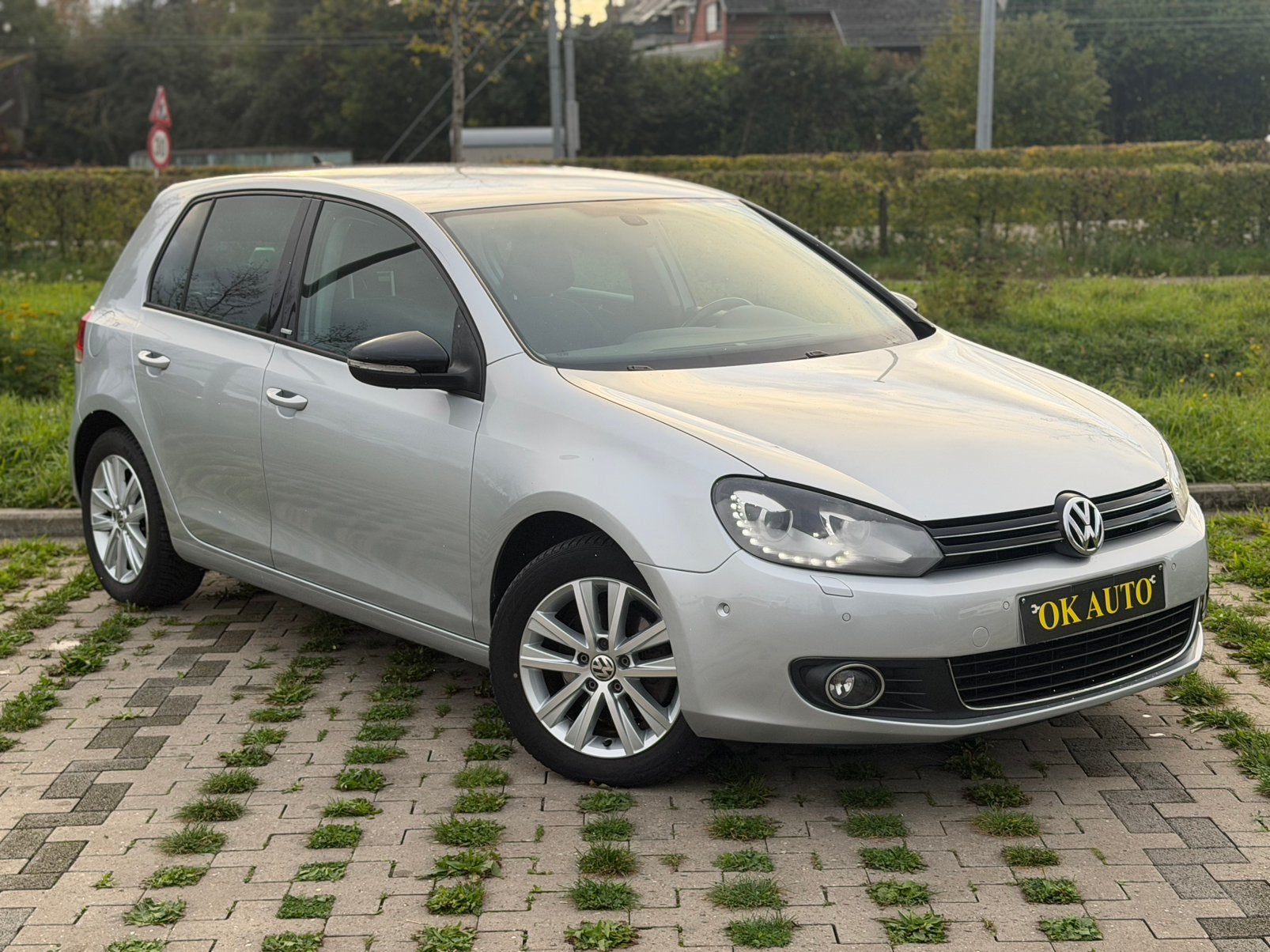 Vw Golf 1.4 TSI Style DSG Xenon garantie 12 maanden, Auto's, Euro 5, Stof, Zwart, Bedrijf