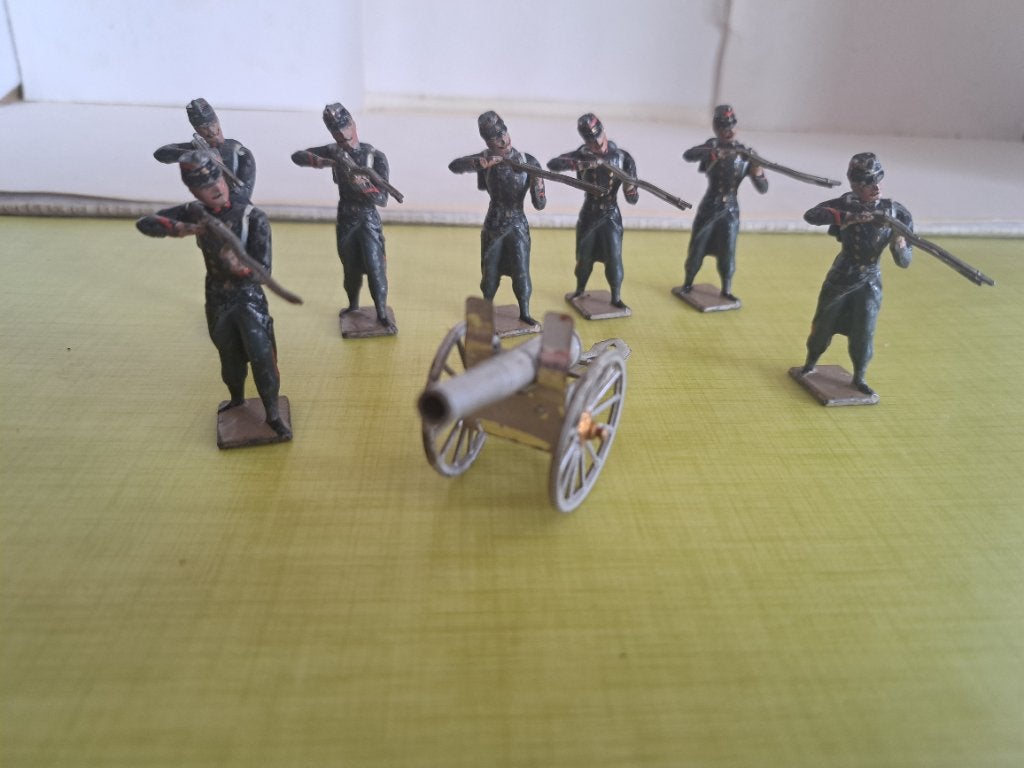 7 soldats de plomb cbg mignot + canon SR anciens, Enlèvement ou Envoi, Utilisé
