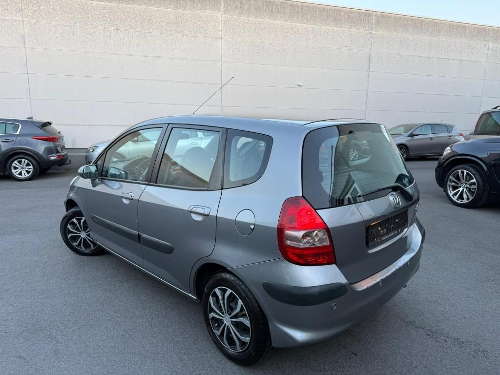 Honda Jazz 1.4i Essence 61kW Euro 4, Autos, Honda, Achat, Entreprise, Boîte manuelle, 5 portes