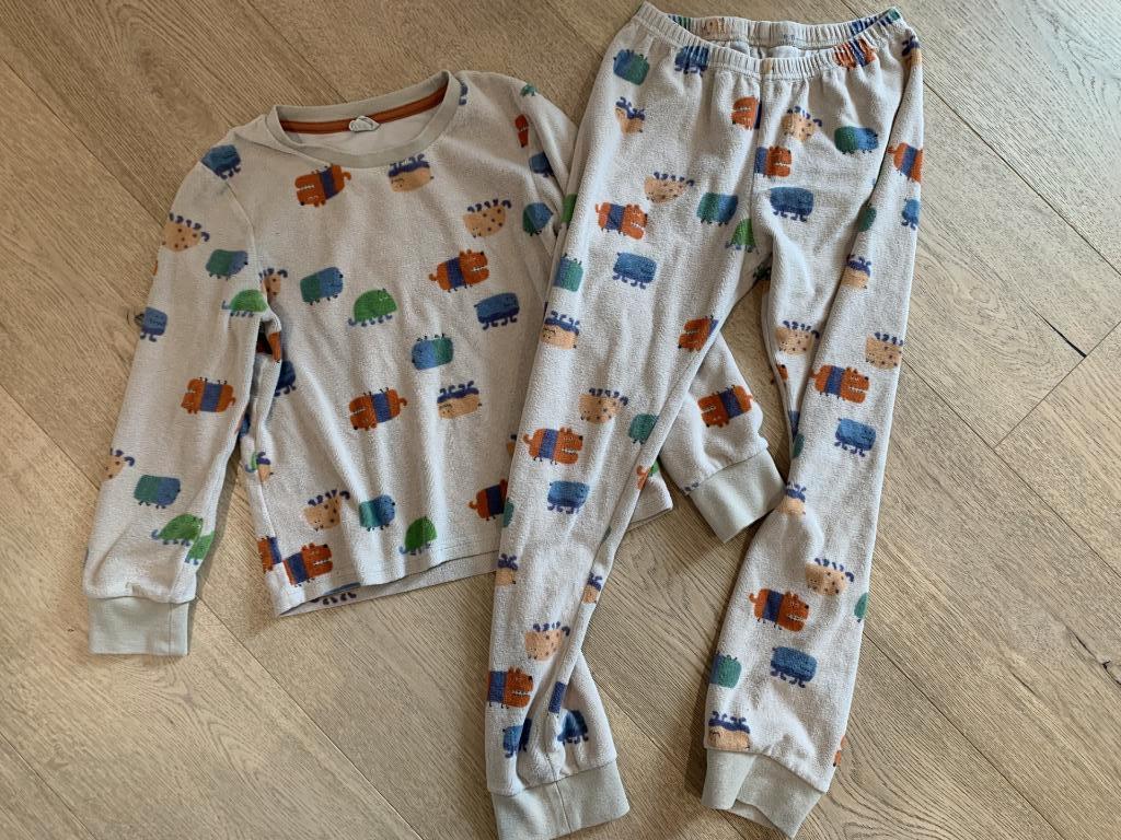 Pyjama velours - Hema - 122/128, Enlèvement, Hema, Garçon, Vêtements de nuit ou Sous-vêtements