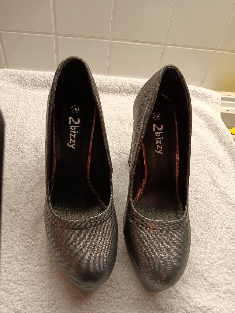 Schoenen pumps maat 39 zo goed als nieuw, Autres couleurs, Escarpins, Comme neuf, Enlèvement