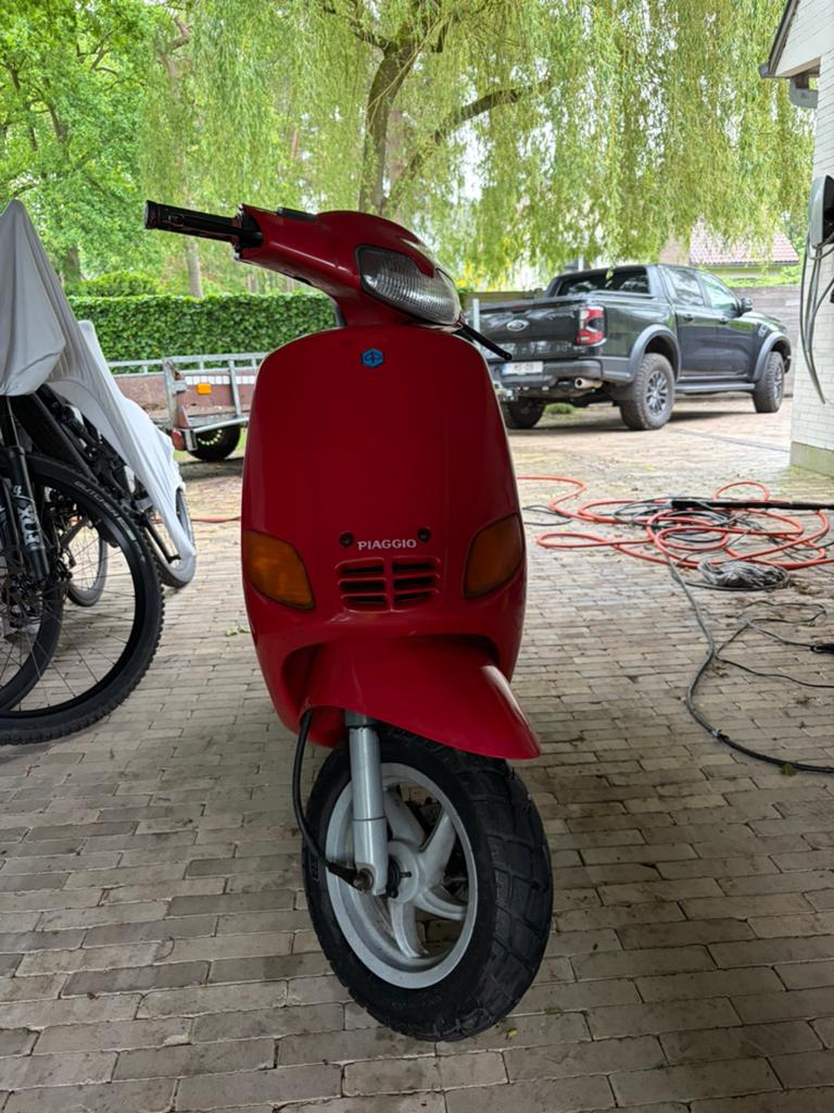Piaggio zip type 3, Fietsen en Brommers, Scooters | Piaggio, Zo goed als nieuw, Zip, Tweetakt, Ophalen