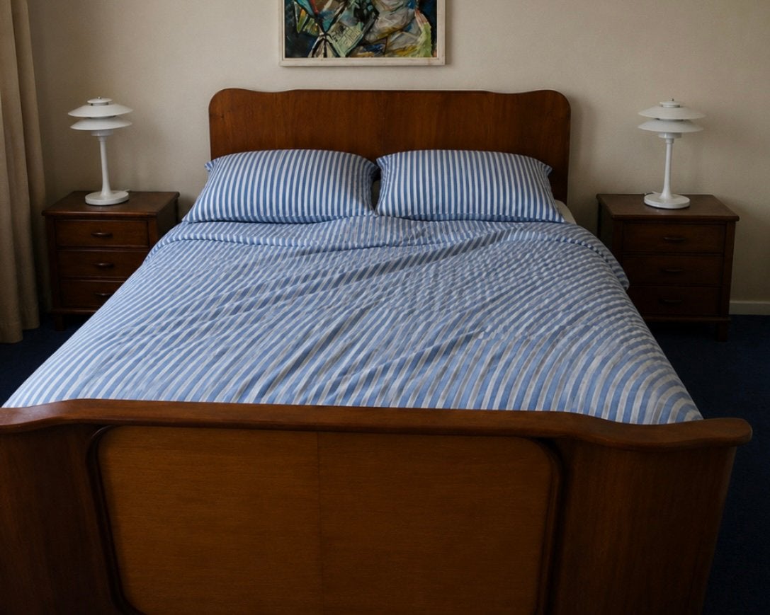 Antiek bed met 2 nachtkastjes, Maison & Meubles, Chambre à coucher | Chambres à coucher complètes, Enlèvement ou Envoi, Comme neuf