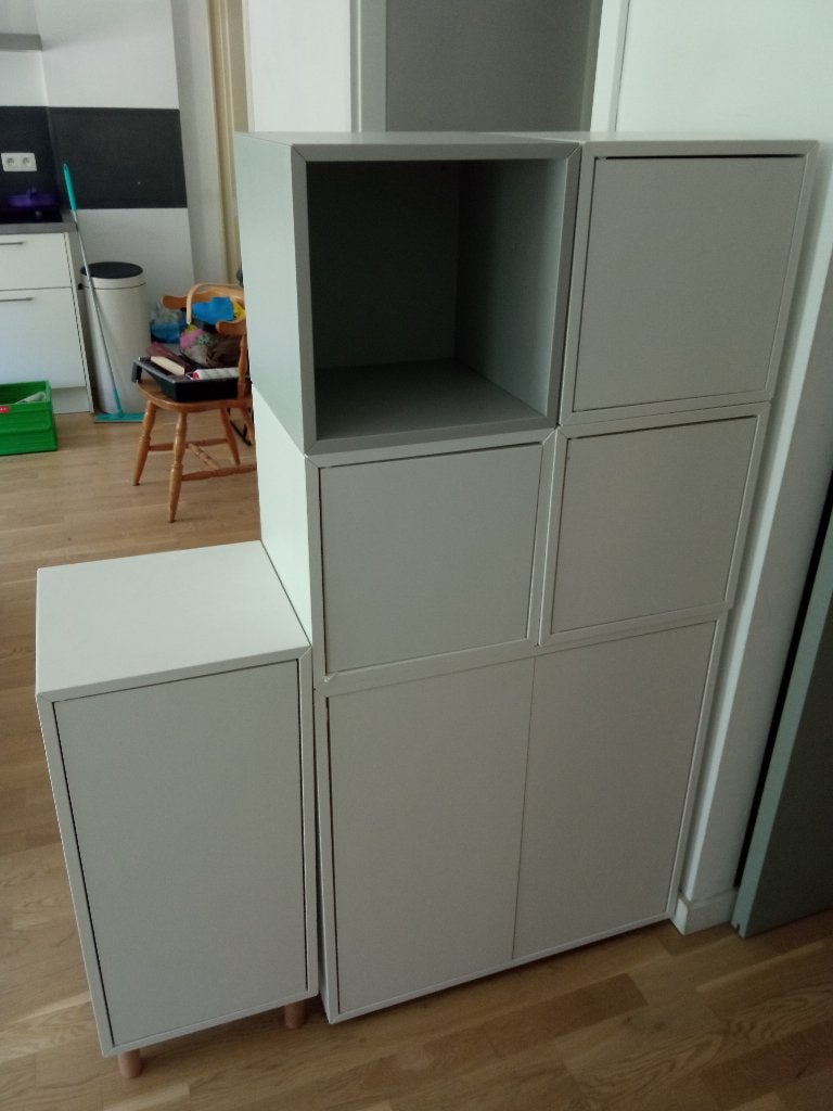 meubles EKET Ikea Blanc et gris, Maison & Meubles, Accessoires pour la Maison | Étagères murales & Rayons de bibliothèque, Utilisé