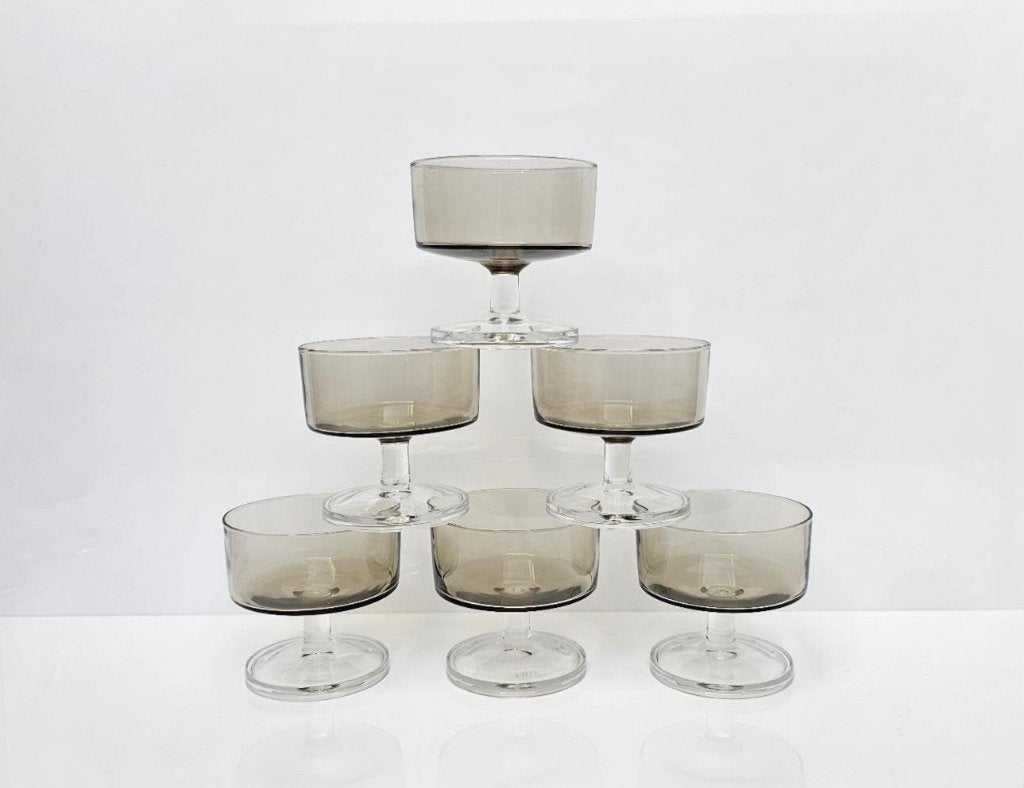 Rookglazen coupes 6 stuks, Antiek en Kunst, Antiek | Glaswerk en Kristal, Ophalen of Verzenden