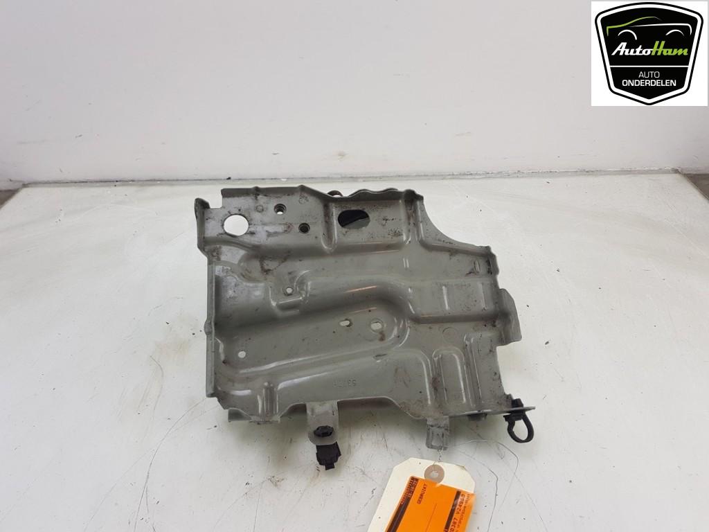 BAC A BATTERIE Peugeot 108 (01-2014/-) (|53771|B000828580|), Utilisé, Peugeot