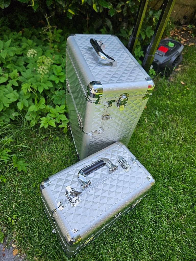 Trousse de beauté Sibel Professional 2-en-1 argentée, Autres couleurs, Avec serrure, Enlèvement, Utilisé