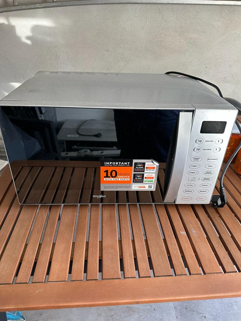 Whirlpool microgolf, Elektronische apparatuur, Microgolfovens, Ophalen, Zo goed als nieuw, Vrijstaand