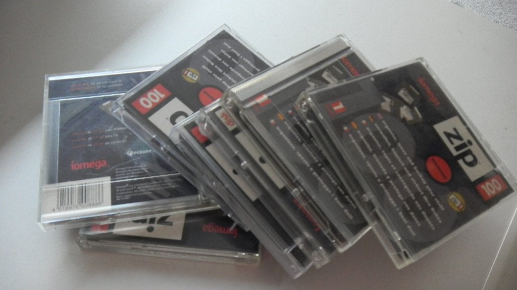 Disquettes Zip + drive, Informatique & Logiciels, Réinscriptible, Enlèvement, Utilisé, Autres types