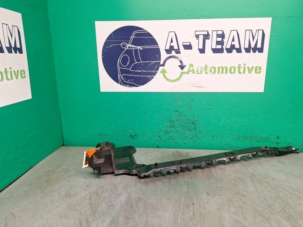 SUPPORT PARE-CHOCS ARRIÈRE DROIT Transit (|BK3117A881AE|), Henry-Ford-Straße  1
50735  Köln, DE, Ford-Werke GmbH, Kunden@ford.com