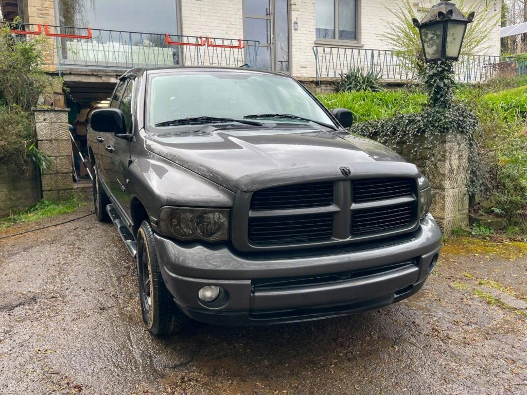 DODGE Ram 1500 V8 5,7L 4x4 Lpg, Autos, Dodge, Particulier, RAM 1500, 4x4, LPG, Automatique, Noir, Quatre roues motrices / 4X4