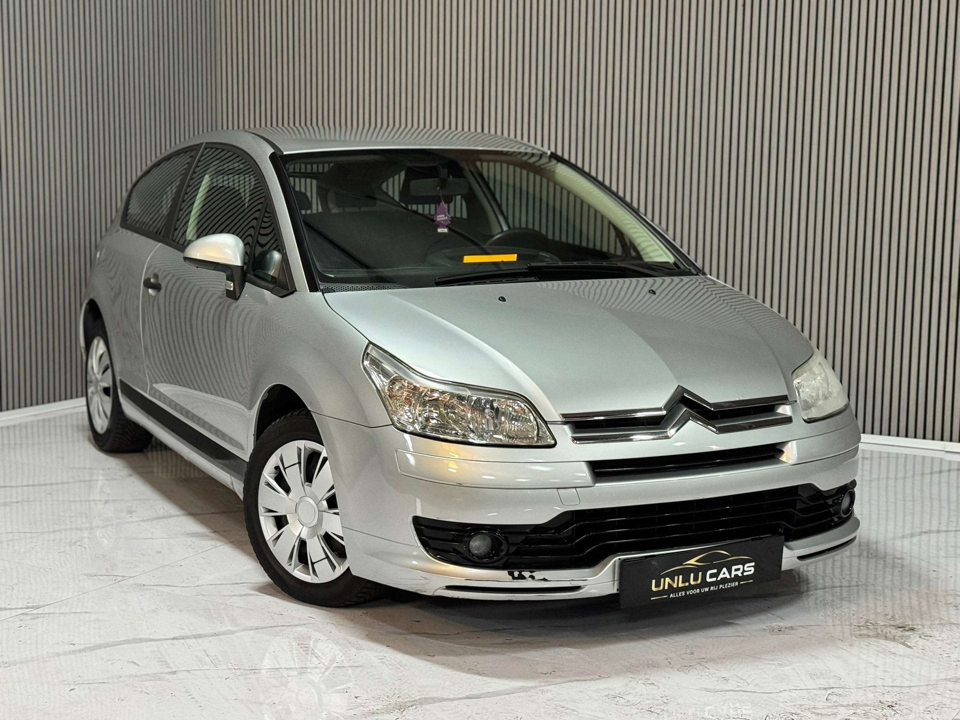 Citroen C4 C4 1.4i 16v Image, Auto's, Stof, Zwart, 4 cilinders, 65 kW