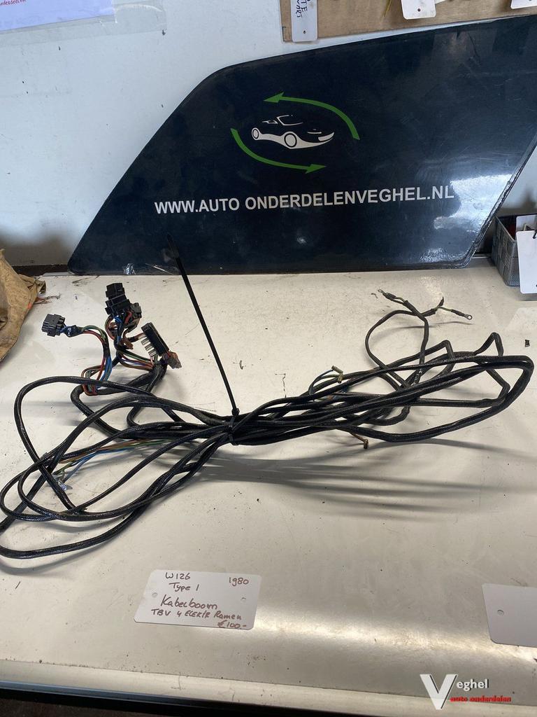 Mercedes W126 280SE 1980 Kabelboom t.b.v. 4 x Elektr Ramen, -, Utilisé, -, -