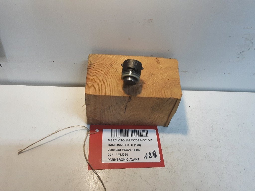 PARKEERSENSOR Mercedes-Benz Vito (447.6) (A0009055504), Gebruikt, Mercedes-Benz, Mevr. I. Hauben, Rue de l'Espoir 34 34
4030  GRIVEGNÉE, BE