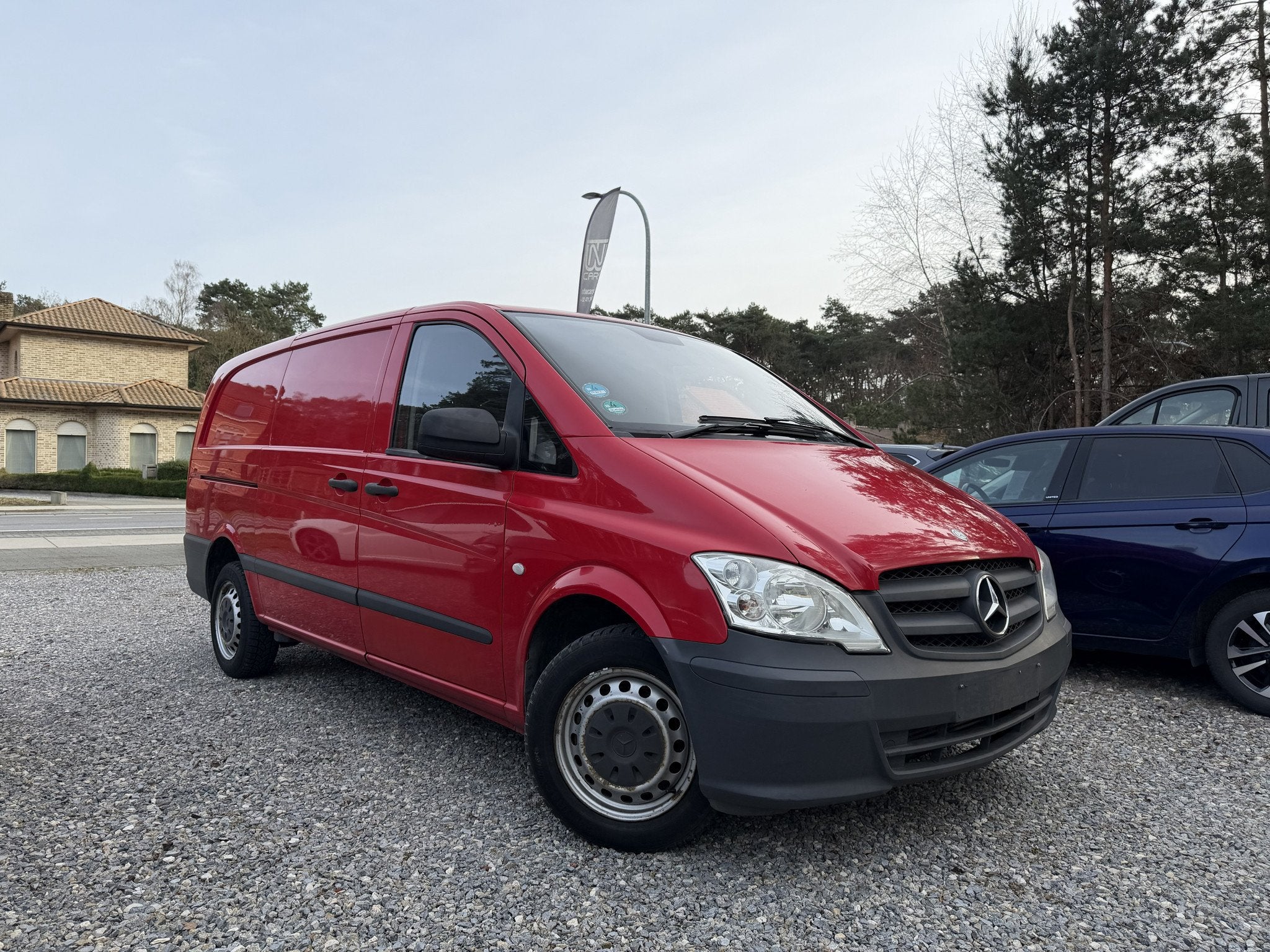 Mercedes-Benz Vito 110 2.2D EURO5 '11 + 12M GARANTIE, Autos, Rouge, Euro 5, Achat, 4 portes