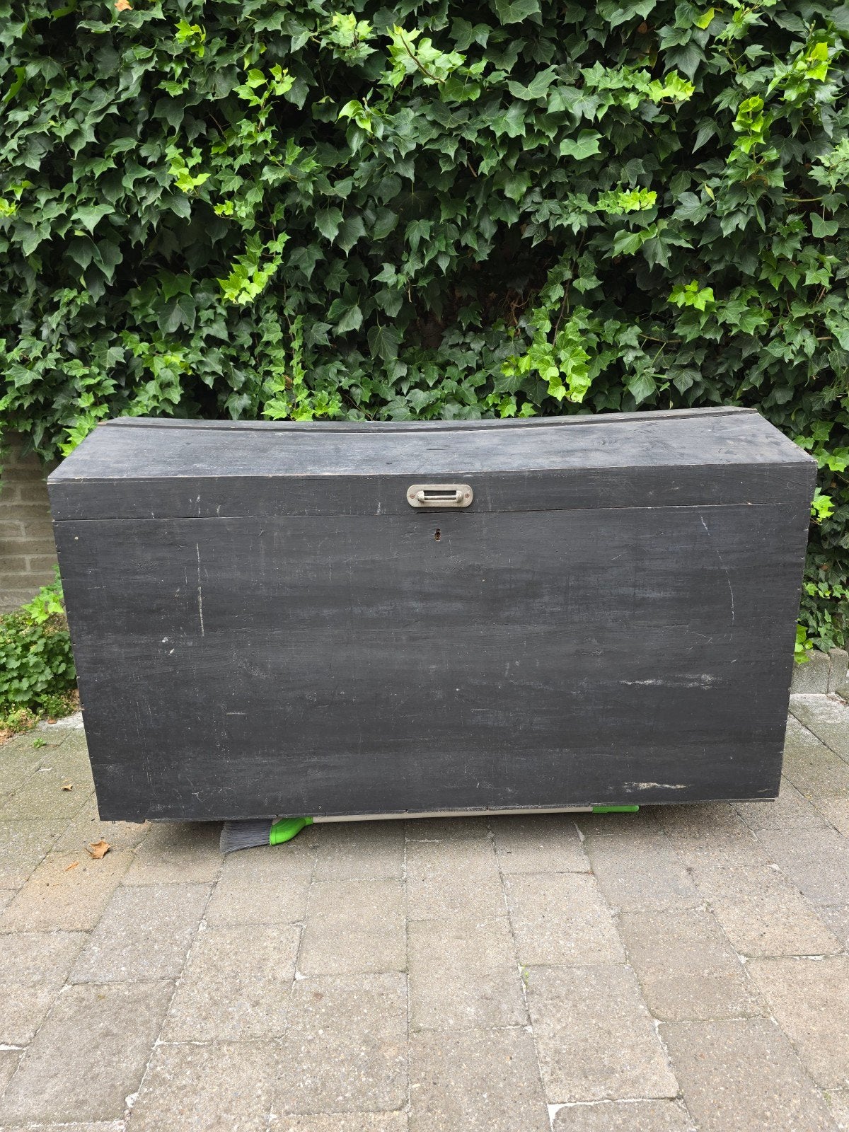 Grote zwarte kist, Antiek en Kunst, Ophalen