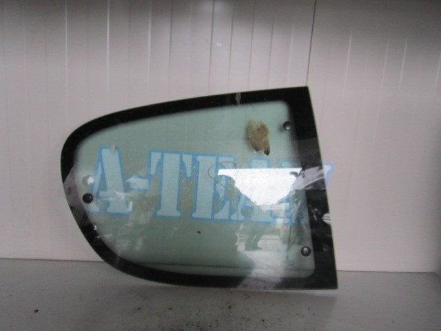 ZIJRUIT RECHTS ACHTER Peugeot 206 (2A / C/H/J/S), Kontakt-peugeot@peugeot.com, Gebruikt, Peugeot Deutschland GmbH, Bahnhofsplatz
65423  Rüsselsheim, DE
