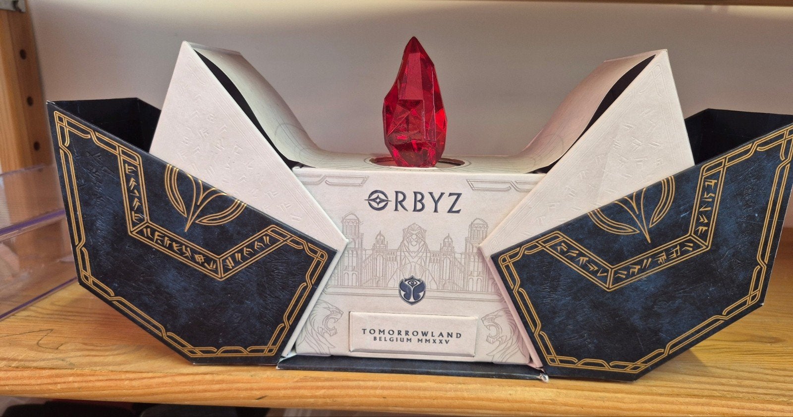 Coffret au trésor officiel « Orbyz » de Tomorrowland 2025,, Tickets & Billets, Concerts | Autre