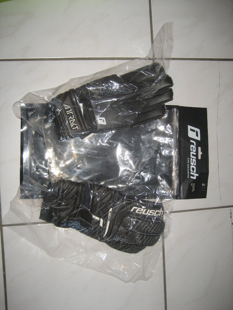 Gants de gardien Reusch T7,5 neufs !, Sports & Fitness, Enlèvement ou Envoi, Neuf, Gants