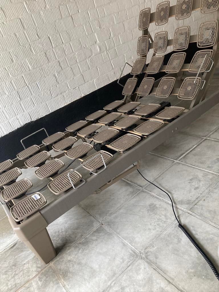 Tempur electrisch eenpersoonsbed, Diversen, Verpleegmiddelen, Zo goed als nieuw, Ophalen
