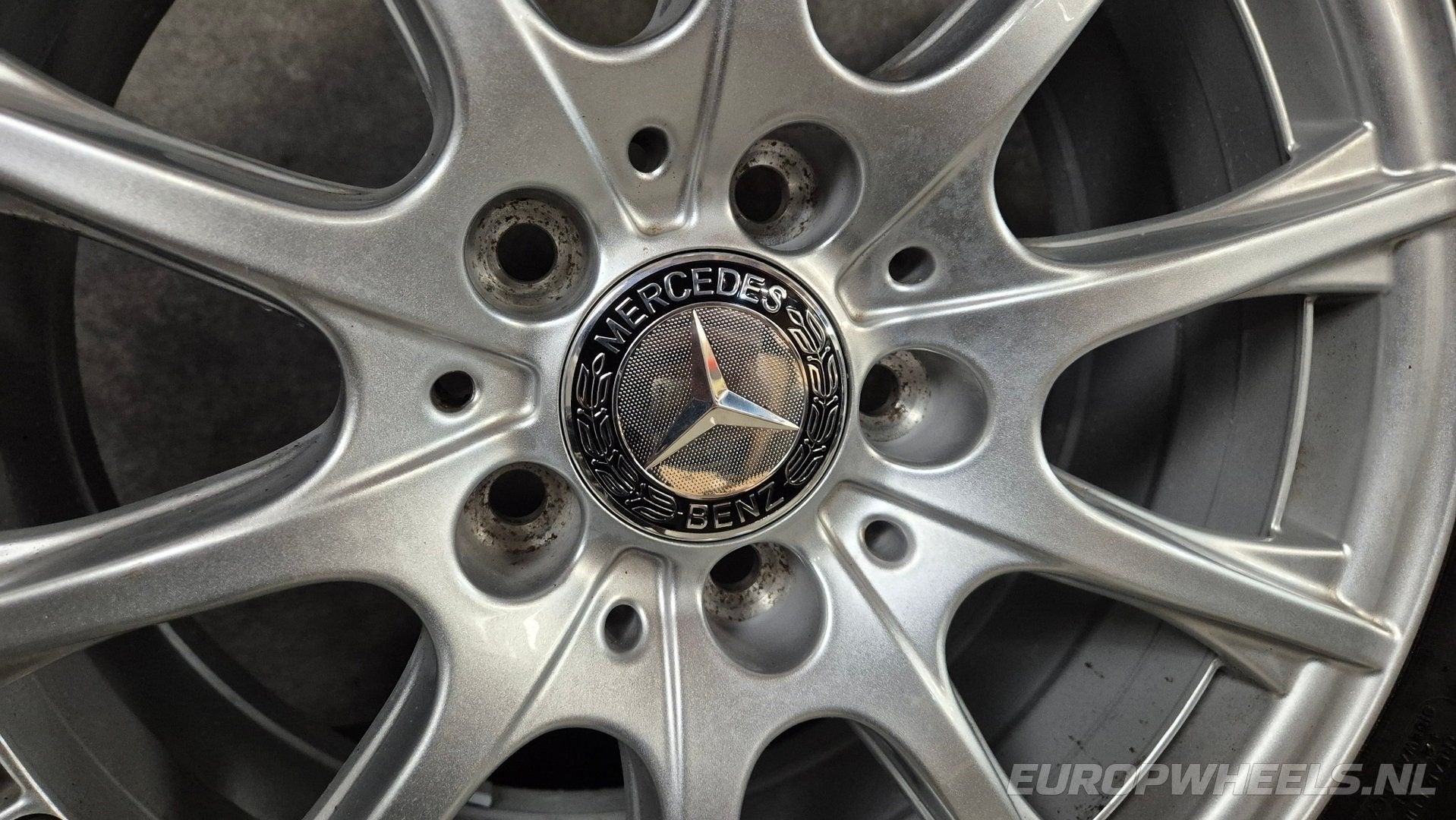 Jantes Mercedes Classe C W205 S205 de 16 pouces avec pneus h, Autos : Pièces & Accessoires, Neuf, Pneus et Jantes, Pneus hiver