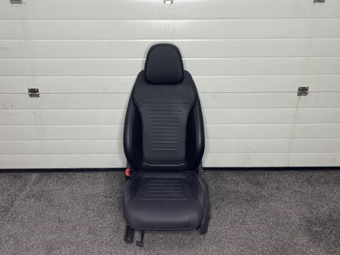 Siège gauche d'un Mercedes C-Klasse, -, 3 mois de garantie, Utilisé, -