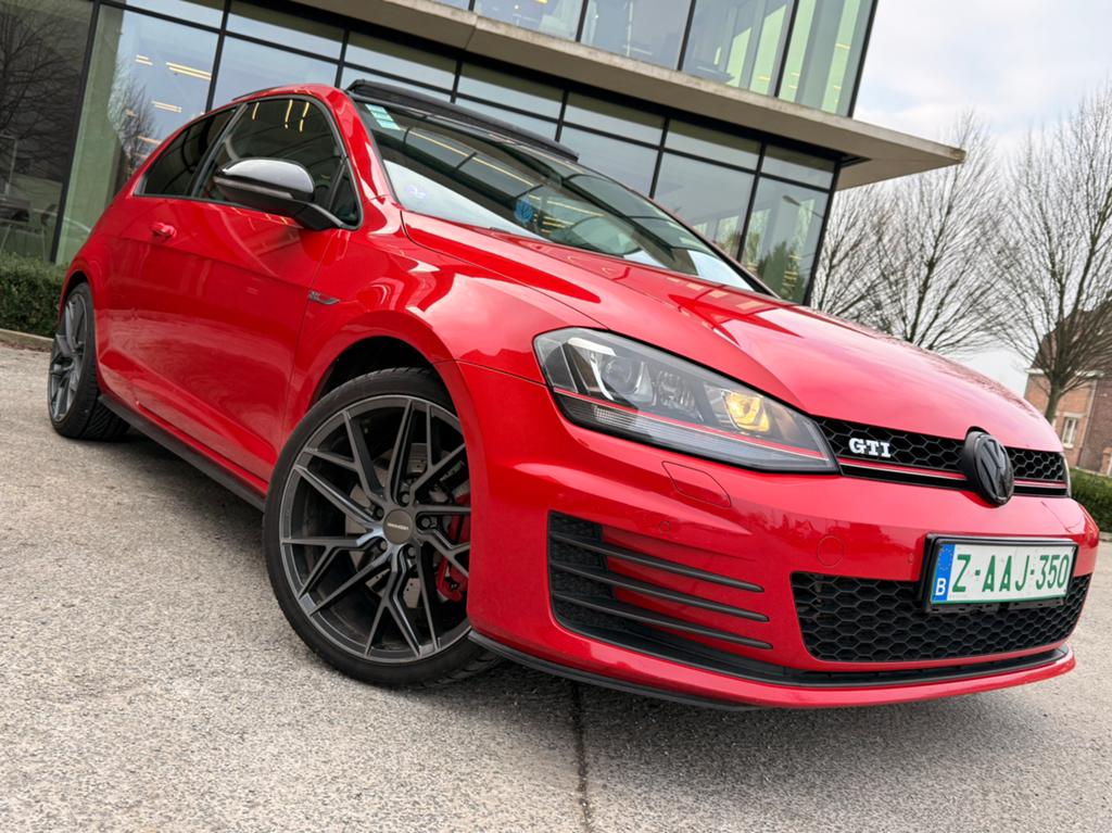 VOLKSWAGEN GOLF GTI / DSG / PANO / 72000km, Autos, Cuir, Entreprise, Golf, 4 cylindres
