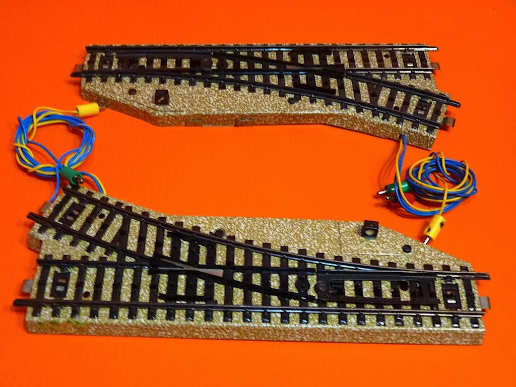 MÄRKLIN M-rupsbanden - 2 x 5202 - 2 rechte schakelaars, Hobby en Vrije tijd, Wisselstroom, Rails, Ophalen of Verzenden, Märklin