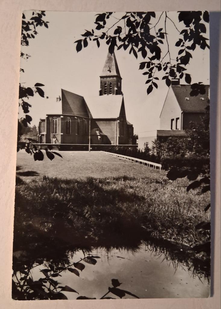 Vintage Postkaart Tielen de kerk, Enlèvement ou Envoi