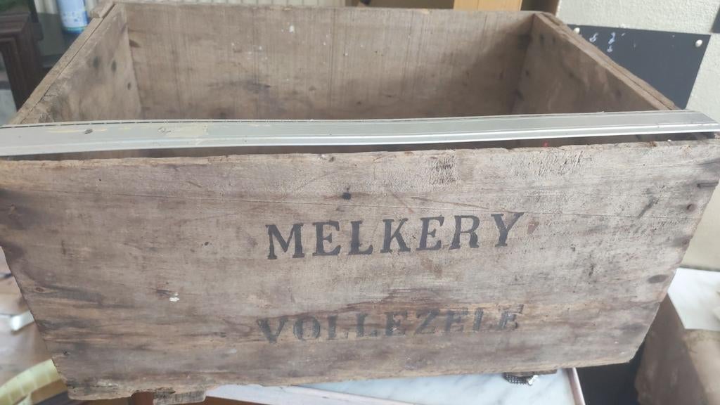 Houten melkkist uit Vollezele, Ophalen, Minder dan 50 cm, Gebruikt, 50 tot 100 cm