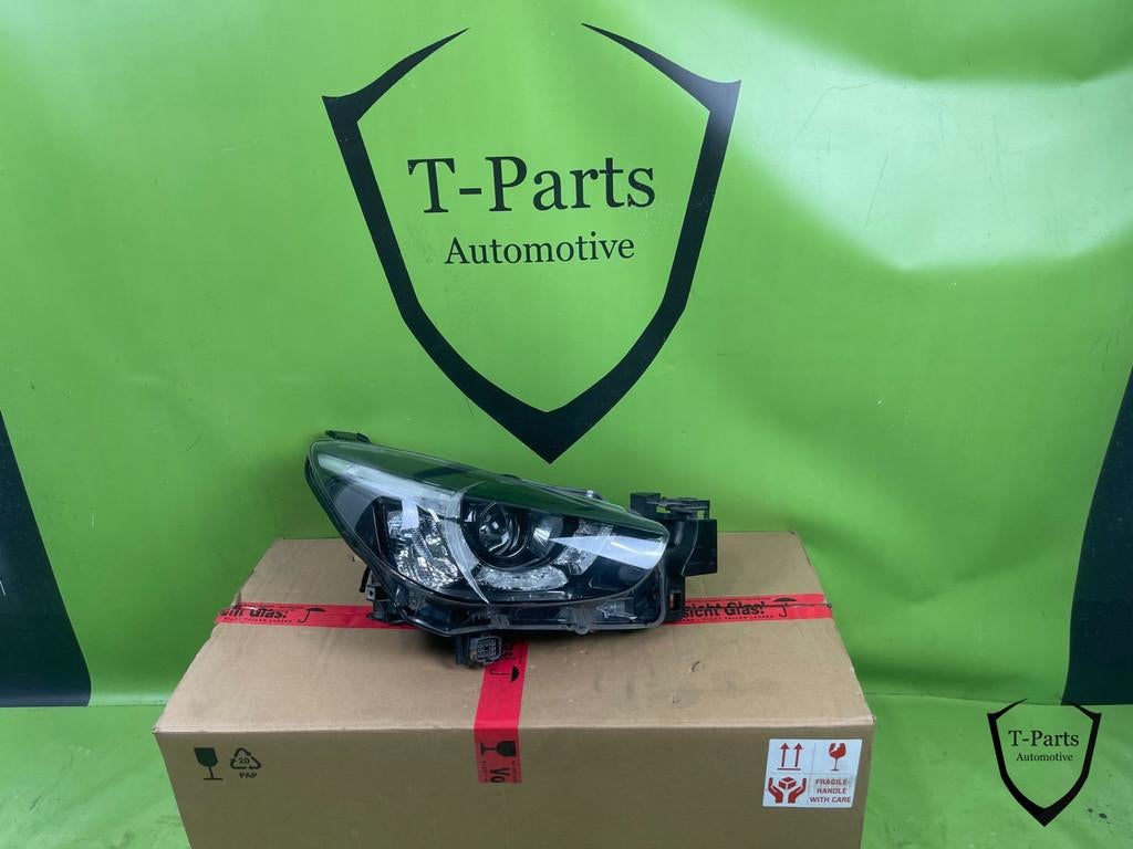 mazda 2 koplamp rechts DA6B51031F lamp, Info@fabrikant.eu, Mazda, Fabrikantstraat 1
1000 AA  Amsterdam, Fabrikant BV