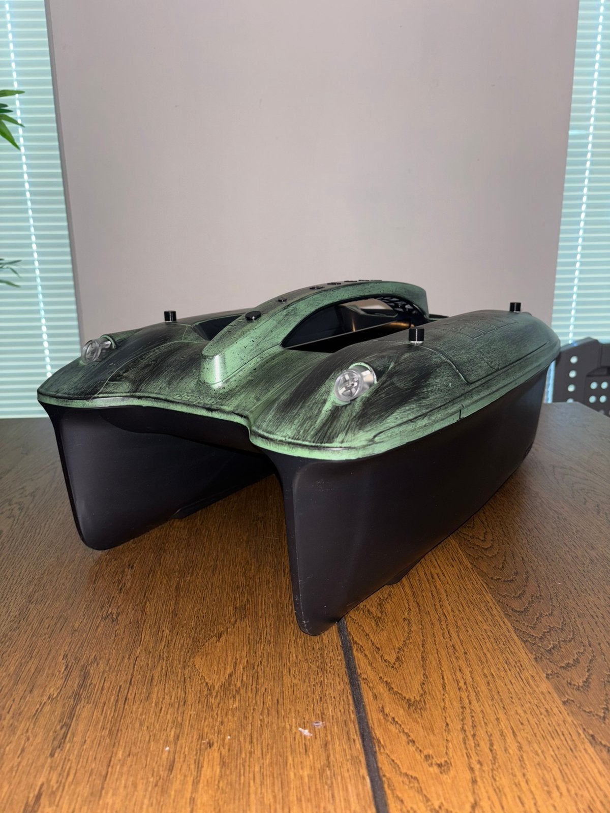 Voerboot deeper quest, Watersport en Boten, Hengelsport | Karpervissen, Ophalen, Zo goed als nieuw