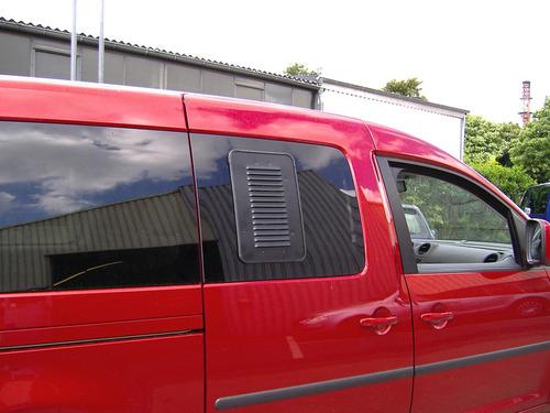 Ventilatierooster Volkswagen caddy 3 en 4 schuifraam Rechts, Caravanes & Camping