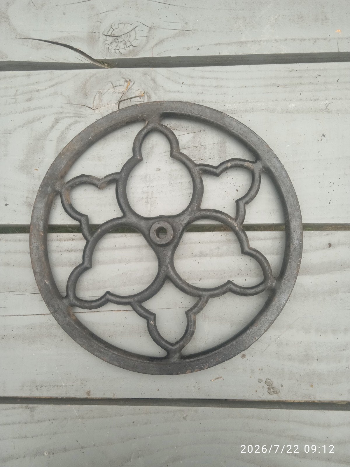 Gietijzer rond deurrooster begin 1900., Ophalen