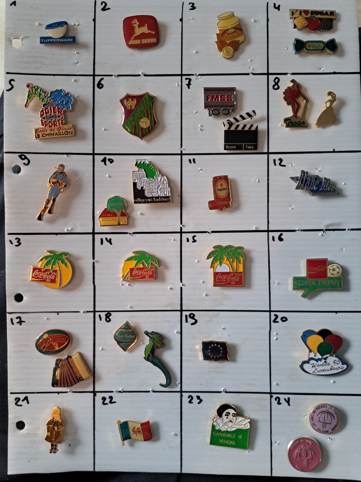 Pins pin's in de doos, Verzamelen, Ophalen